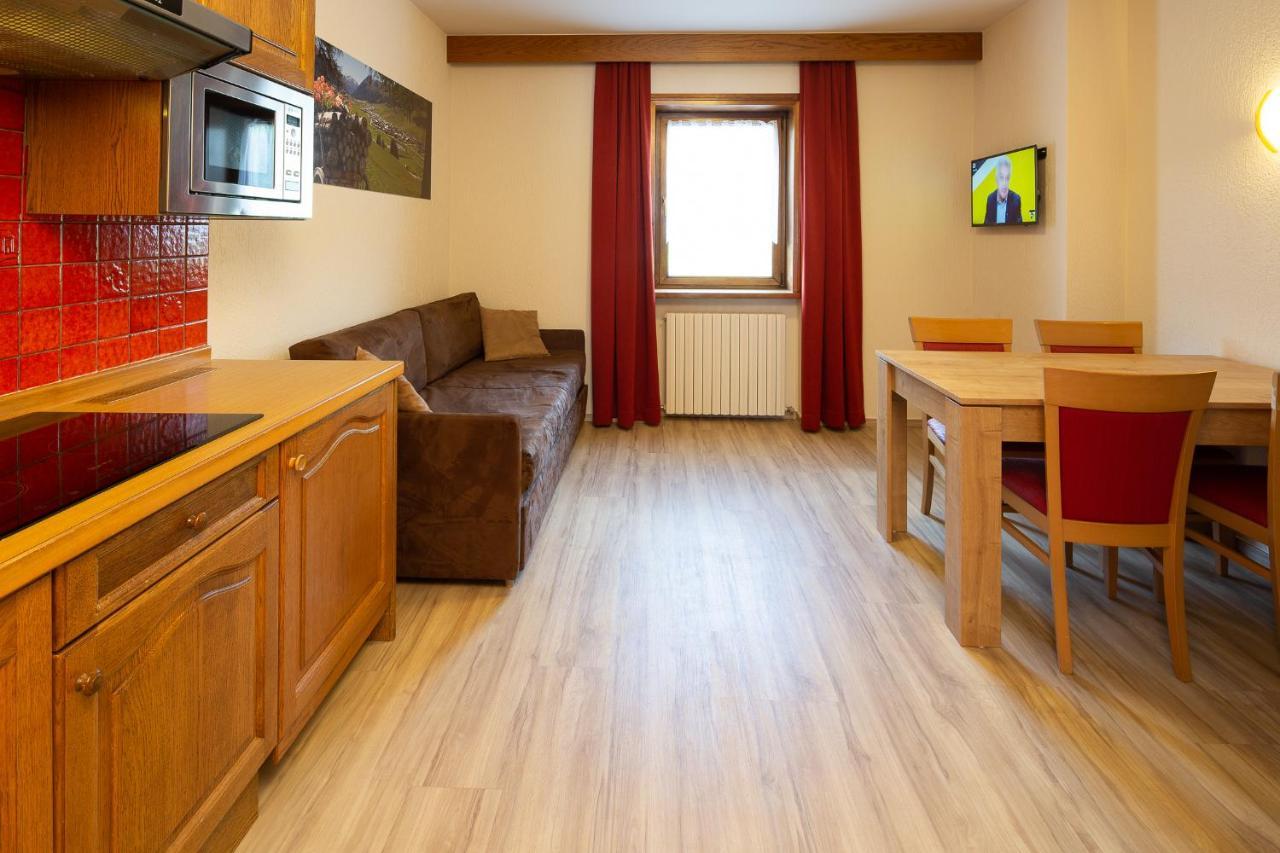 Ferienwohnung Casa Marcos Livigno Exterior foto