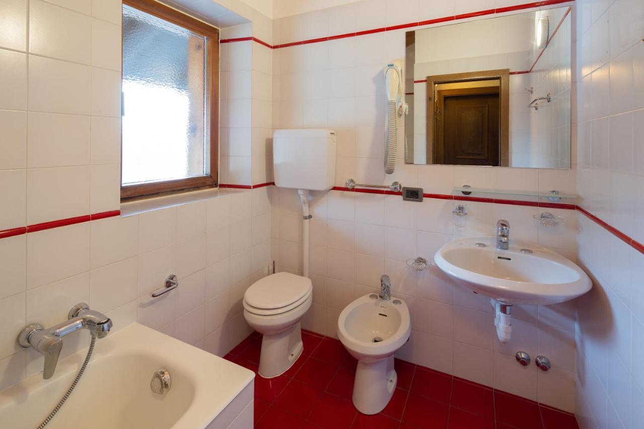 Ferienwohnung Casa Marcos Livigno Exterior foto