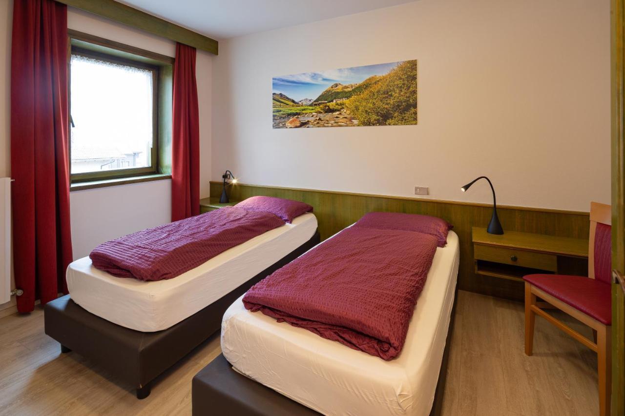 Ferienwohnung Casa Marcos Livigno Exterior foto